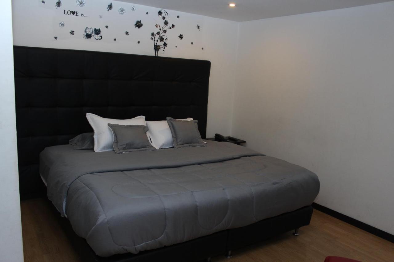 Hotel Montecarlo Boutique Bogotá Exteriör bild