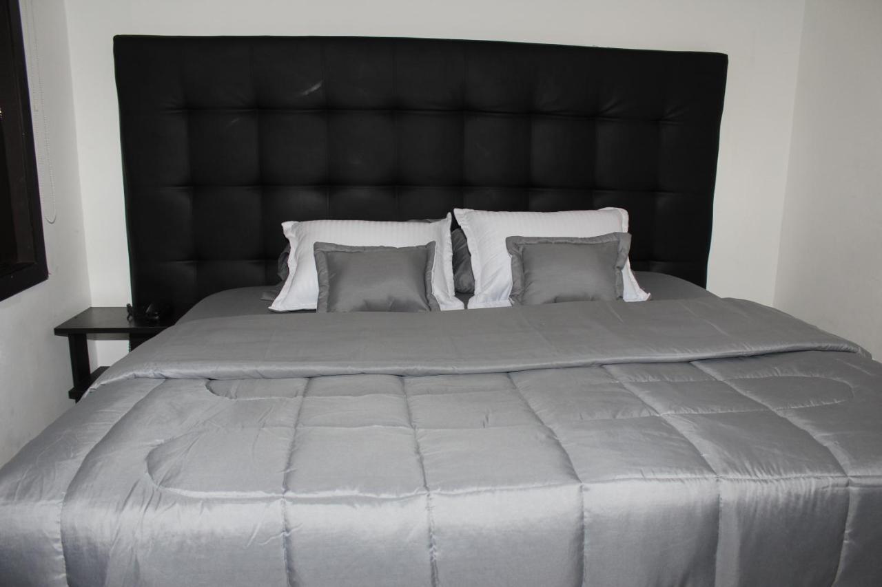 Hotel Montecarlo Boutique Bogotá Exteriör bild