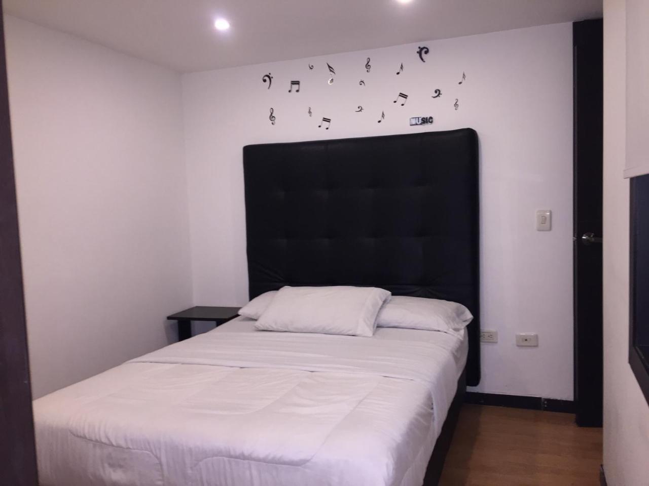 Hotel Montecarlo Boutique Bogotá Exteriör bild